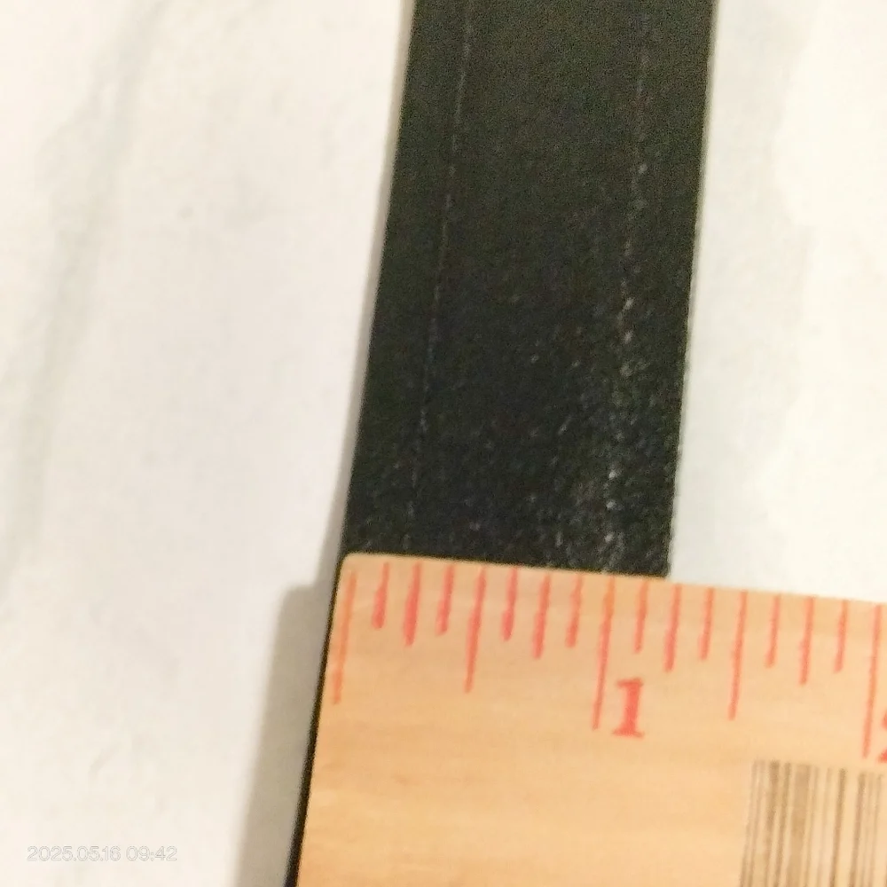 Dockers Sz 42 Men's Black Leather Belt Silver Belt Adjustable Classic Business
